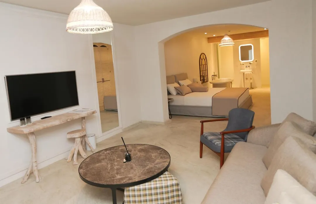 Avalon Boutique Hotel & Suites-1